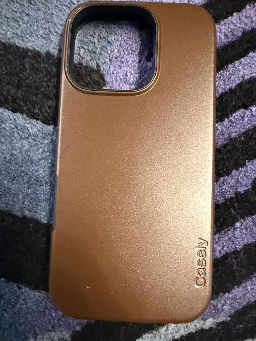 Brown Protective Phone Case. iPhone 16 Pro.